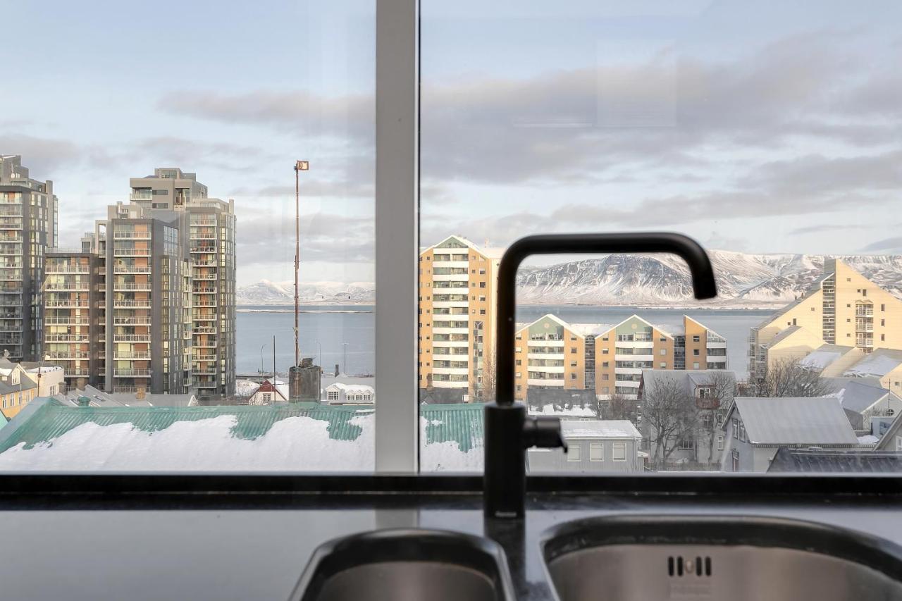 Penthouse Apt On The Shopping Street-Free Parking Reikiavik Exterior foto
