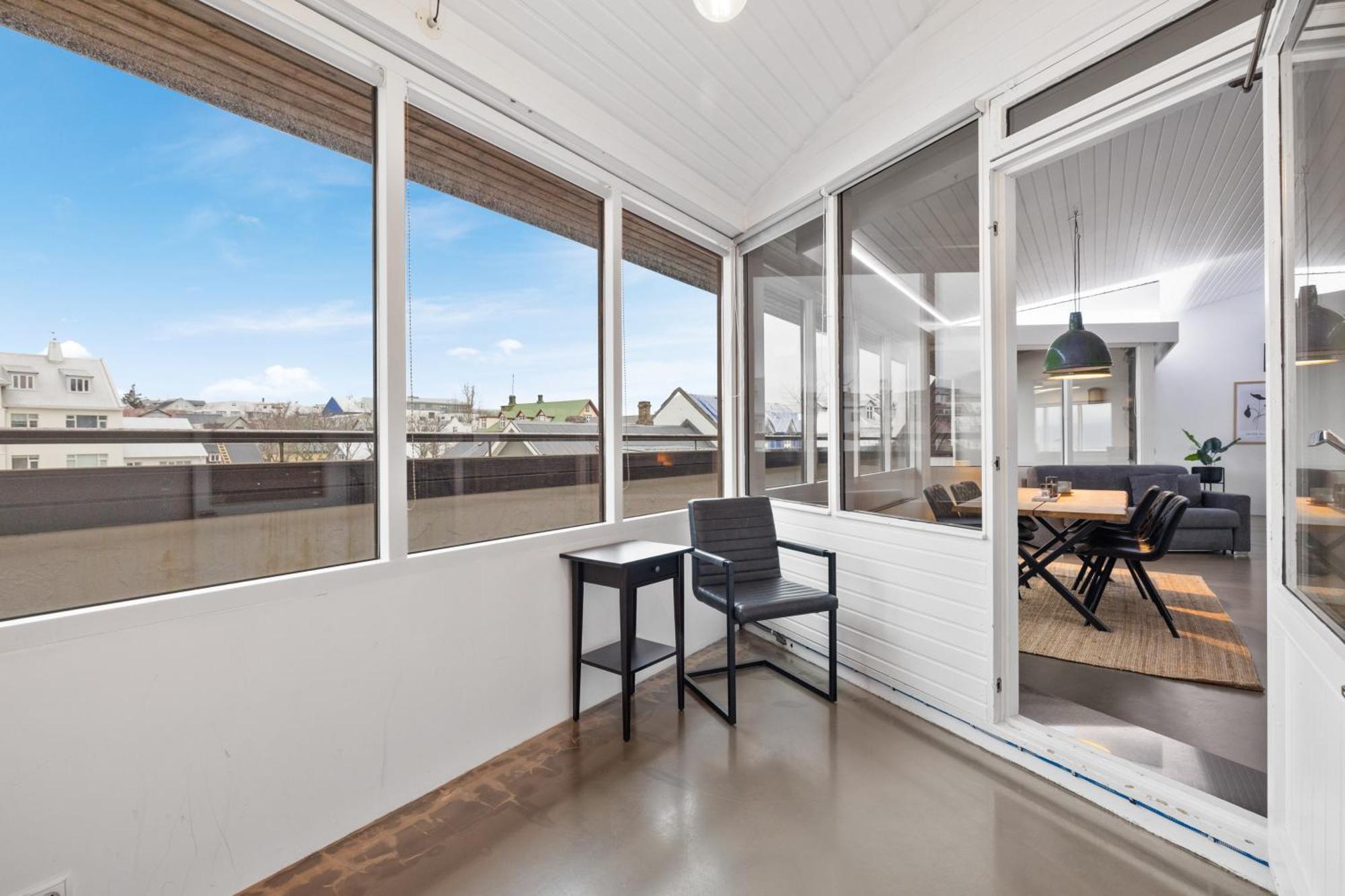 Penthouse Apt On The Shopping Street-Free Parking Reikiavik Exterior foto